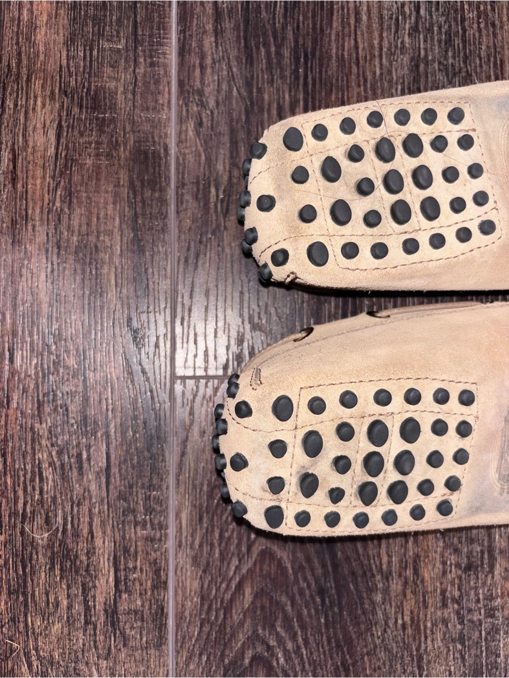 TOD'S Women’s Gommino suede boat shoes in Beige - Picture 4 of 7